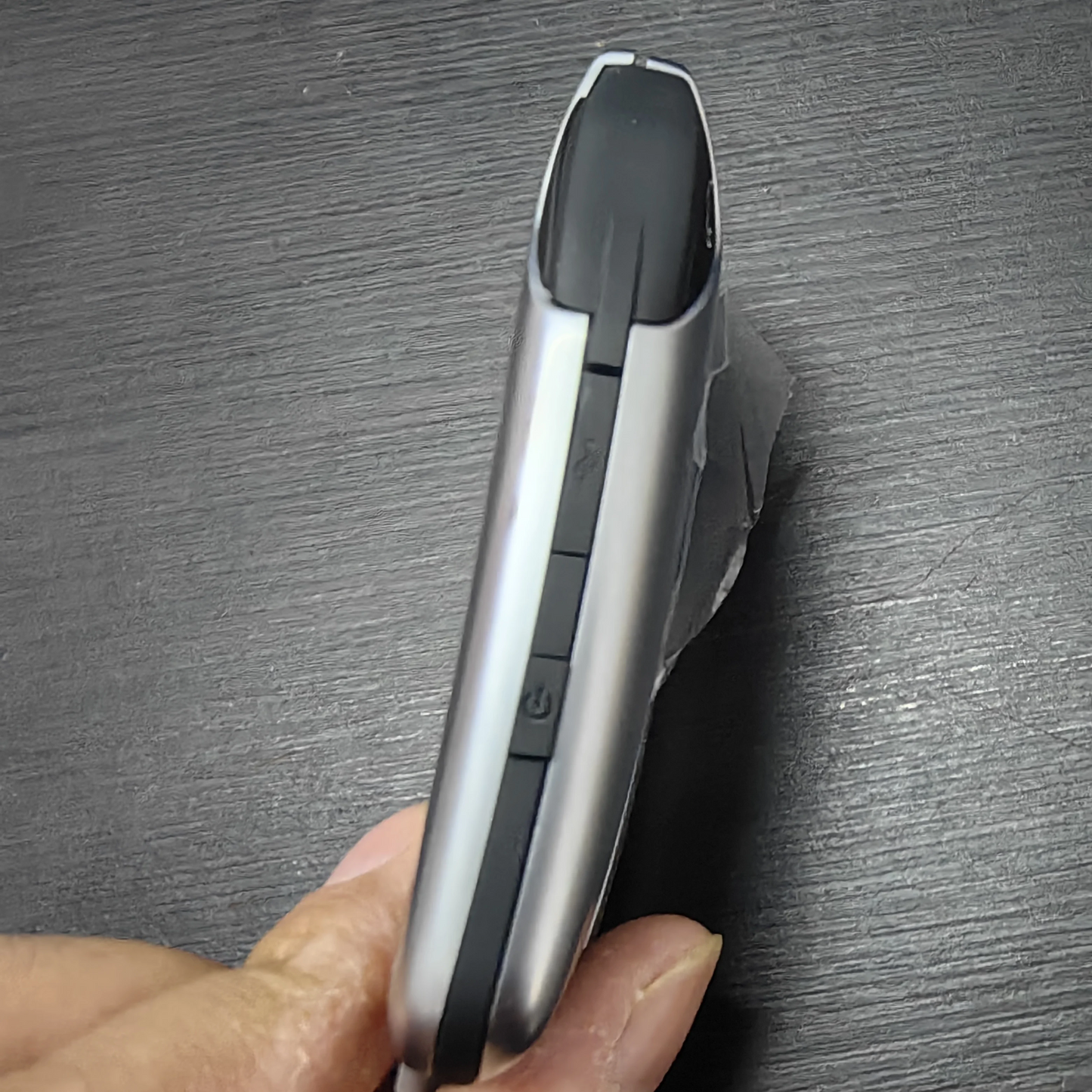 TAILIANWEI LCD Touch Display Screen For BMW Car Key New Casing outer skin shell repair parts